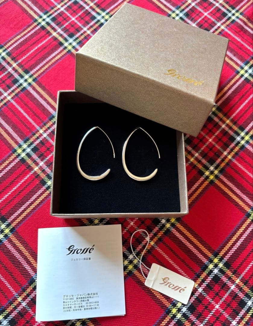 Grossé グロッセ トレゾア オーバルフープピアス