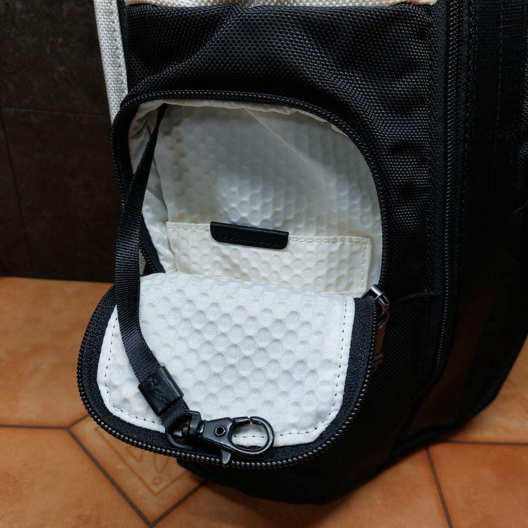 TUMI Monterey SLING BAG　スリングバック　ボディバック