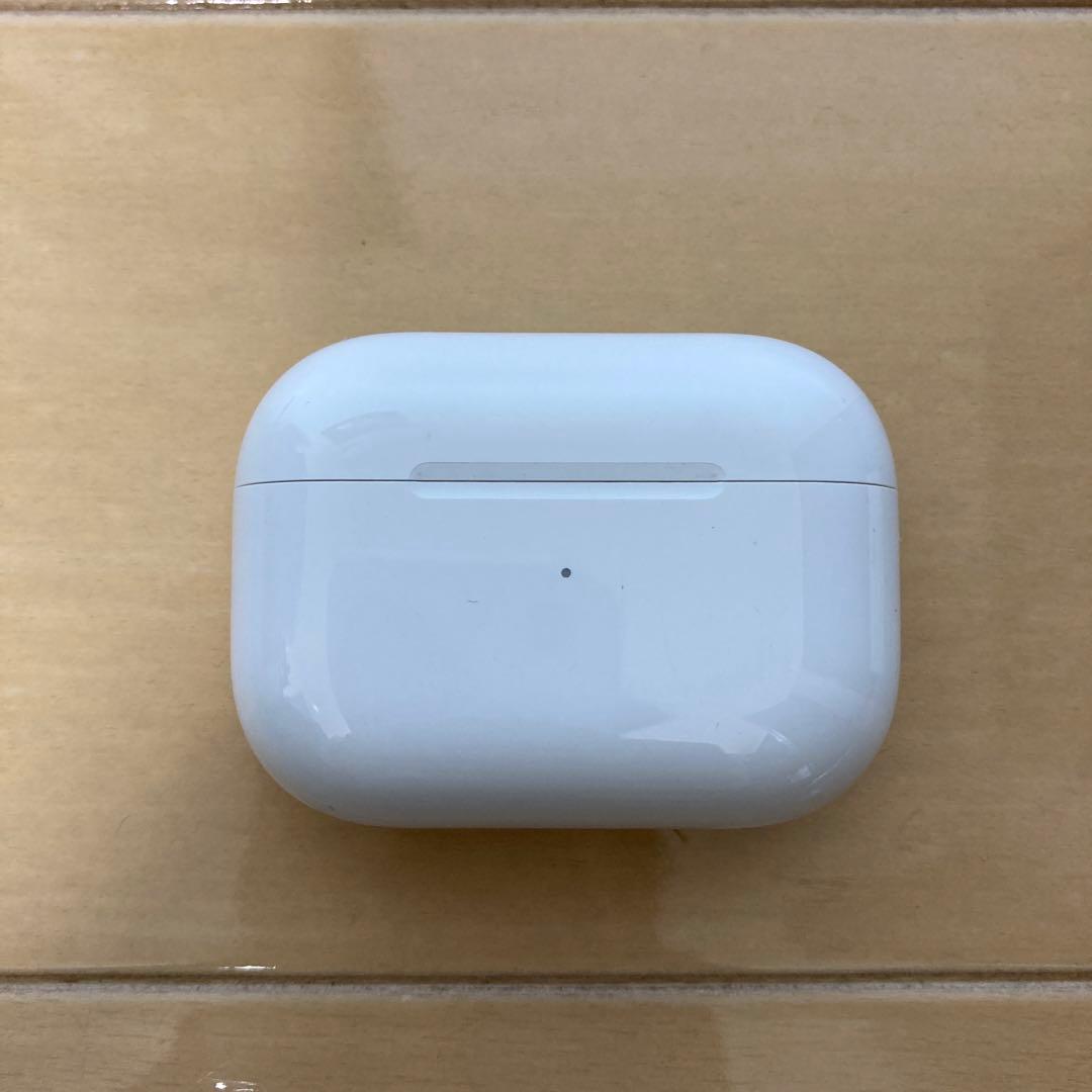 SALE/104%OFF】 AirPods Pro MWP22J A 本体のみ 箱 充電ケーブル付き
