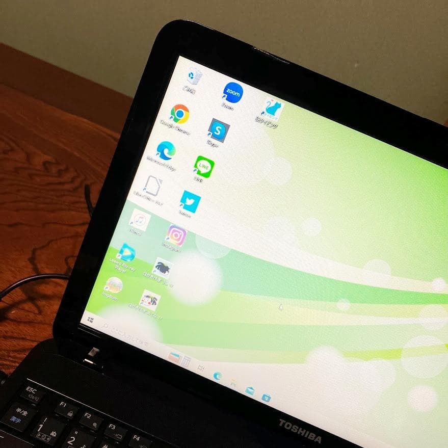 ラスト1台★超特価！すぐ使える！カメラ付きノートパソコン初心者におすすめオフィス