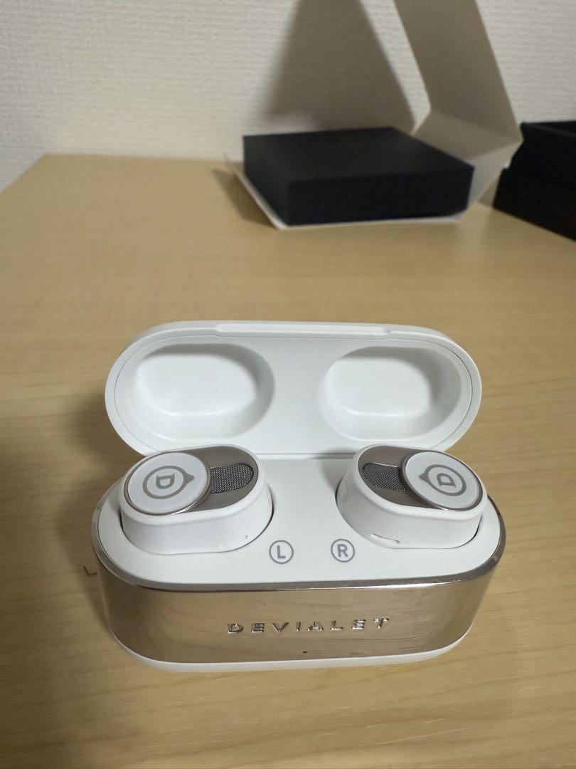 DEVIALET Genini II アイコニック・ホワイト - メルカリ