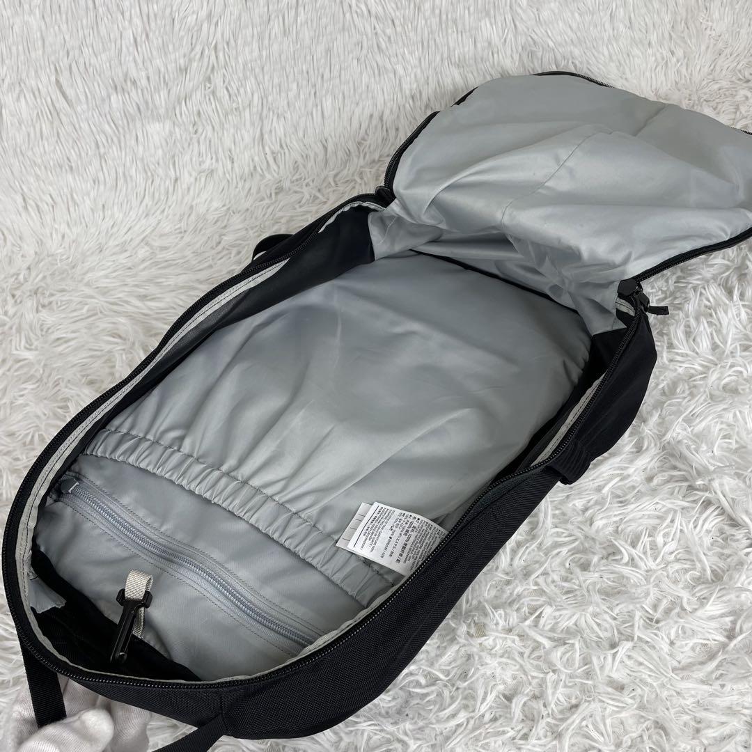 美品　ARC'TERYX マンティス26 リュック　ブラック