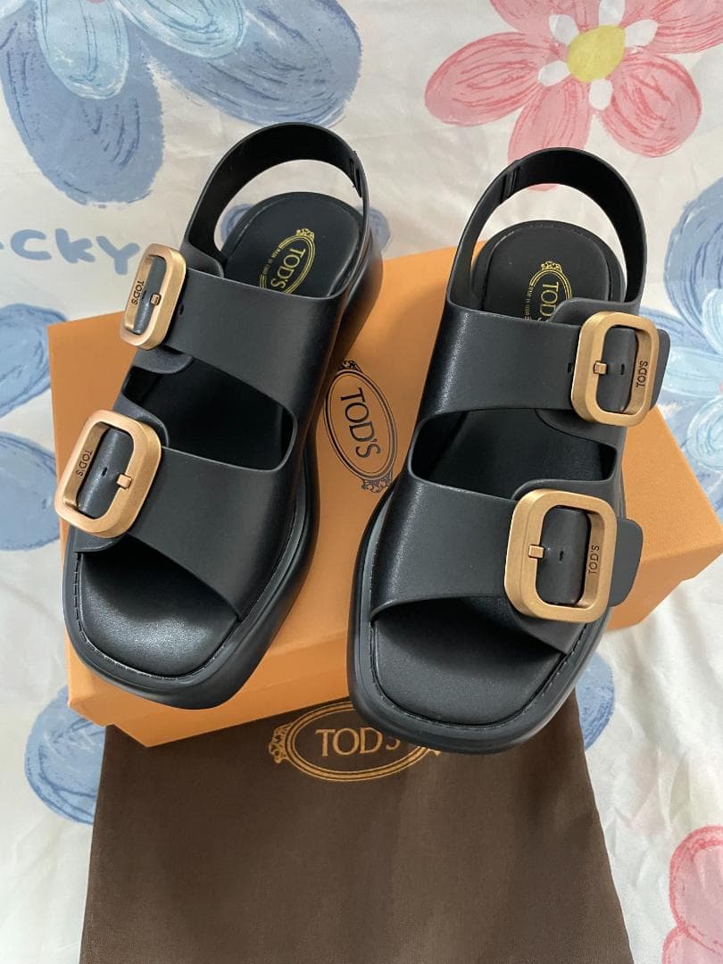 綺麗TOD'S ブラック スポーツサンダル 37サイズ