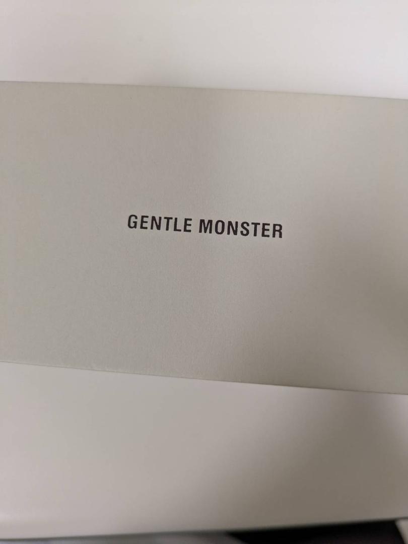 Gentle Monster　ジェントルモンスター　サングラスROCOCO未使用