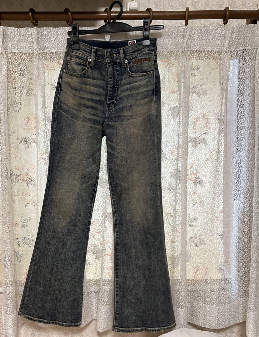 ブラックアイパッチ　moussy デニム　フレア