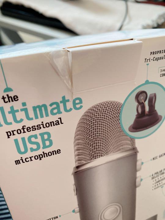 Blue Yeti コンデンサーマイク シルバー Amazon.co.jp: Blue Microphones Yeti - Silver USBマイク