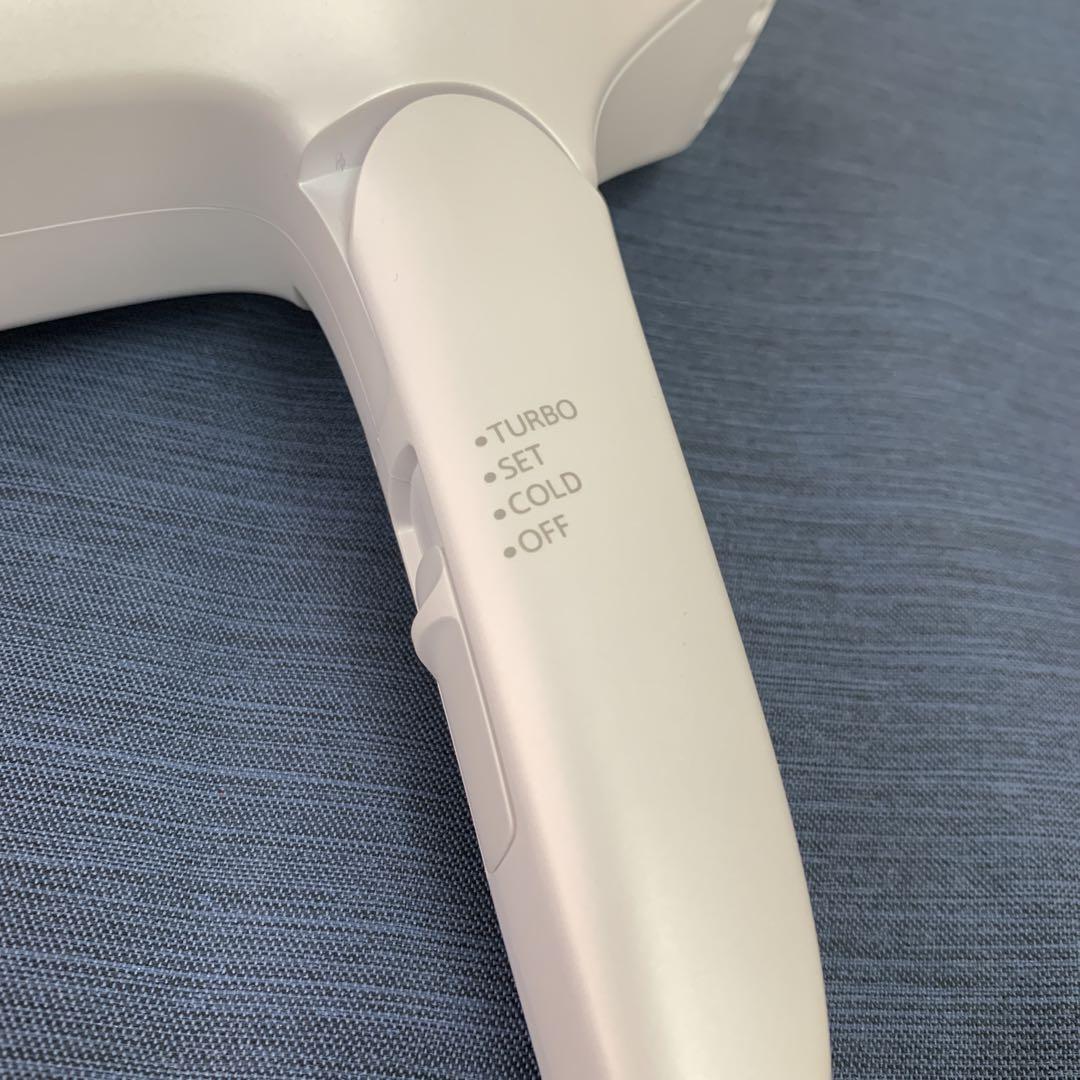 23年製 美品 SHARP IB-P601 ヘアドライヤー シャープ 23年製 美品 SHARP IB-P601 ヘアドライヤー シャープ