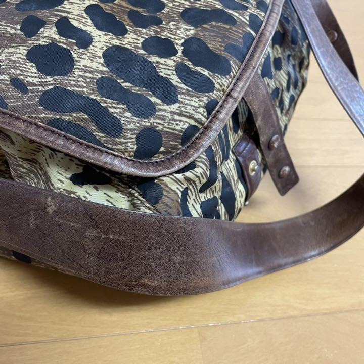 PRADA プラダ ヒョウ柄 ショルダーバッグ