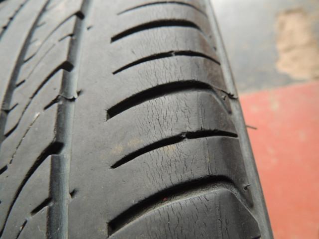 T197　165/50R15　KENDA　4本　アルミホイール付き　シワ有り