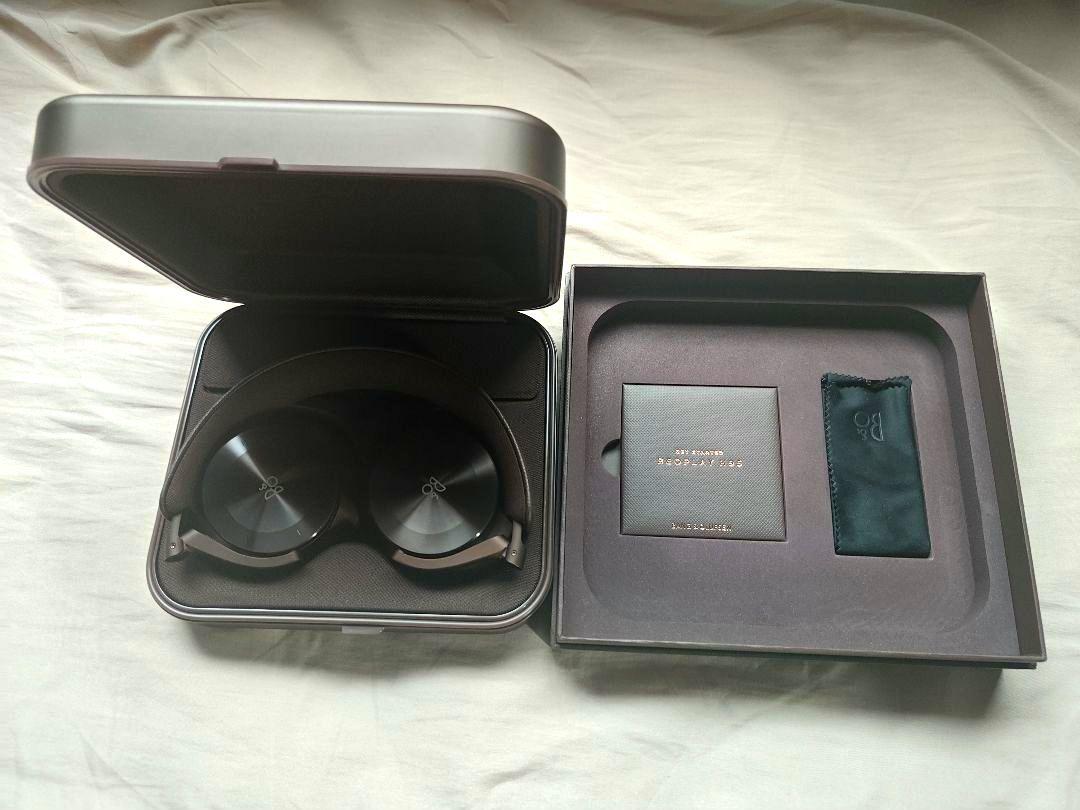 BEOPLAY H95 ウォールナット