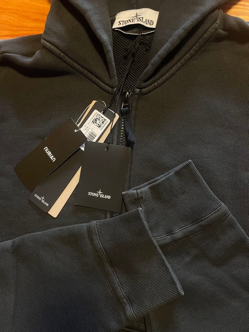 ◾️新品未使用◾️STONE ISLAND ストーンアイランド パーカー ◾️新品未使用◾️STONE ISLAND ストーンアイランド パーカー