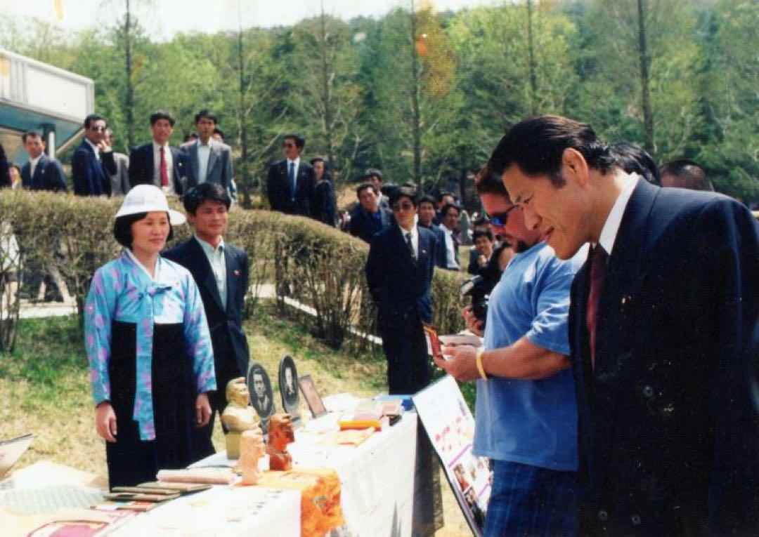超レア！ アントニオ猪木平和の祭典　猪木肖像・石製壁掛け
