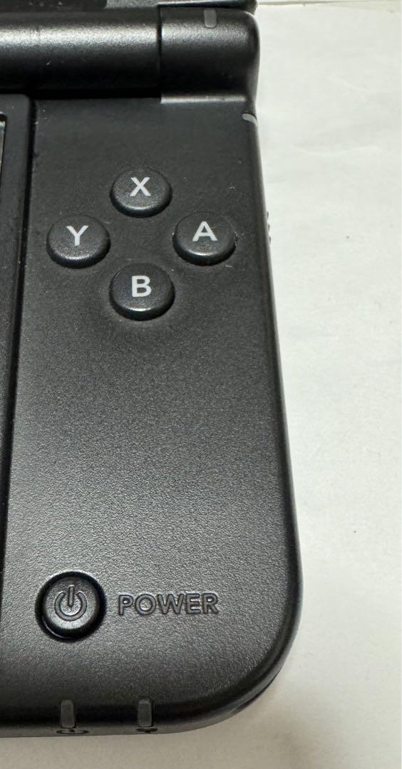 Nintendo3DS LL シルバーXブラック