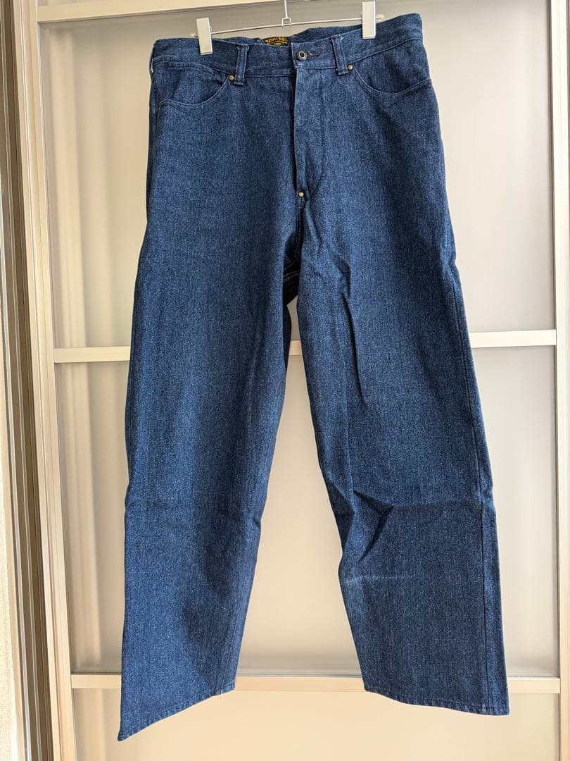 オーベルジュ　AUBERGE JARDIN FR デニムパンツ　42サイズ