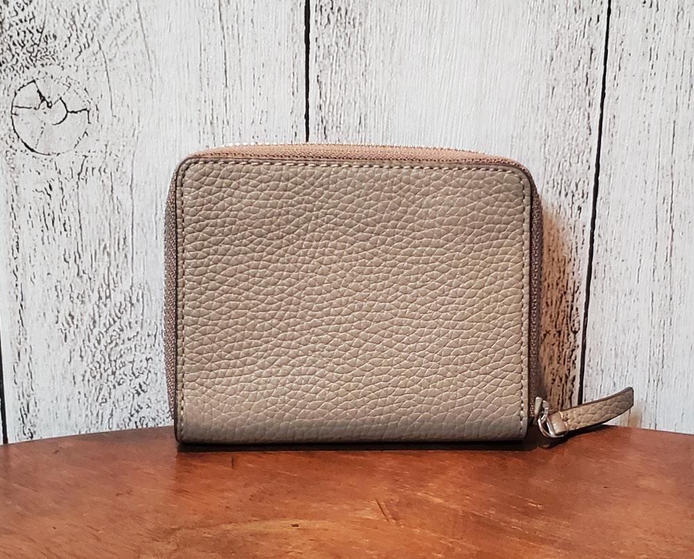 超歓迎定番 新品 未使用 Tory Burch ロゴ ラウンドファスナー 2つ折り財布 WBisD-m16742758528 セール国産
