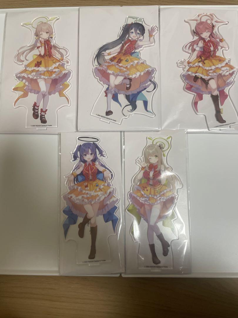 休日限定 5個セット ブルーアーカイブアクリルスタンド ドデカミン メルカリ - アクリルスタンド