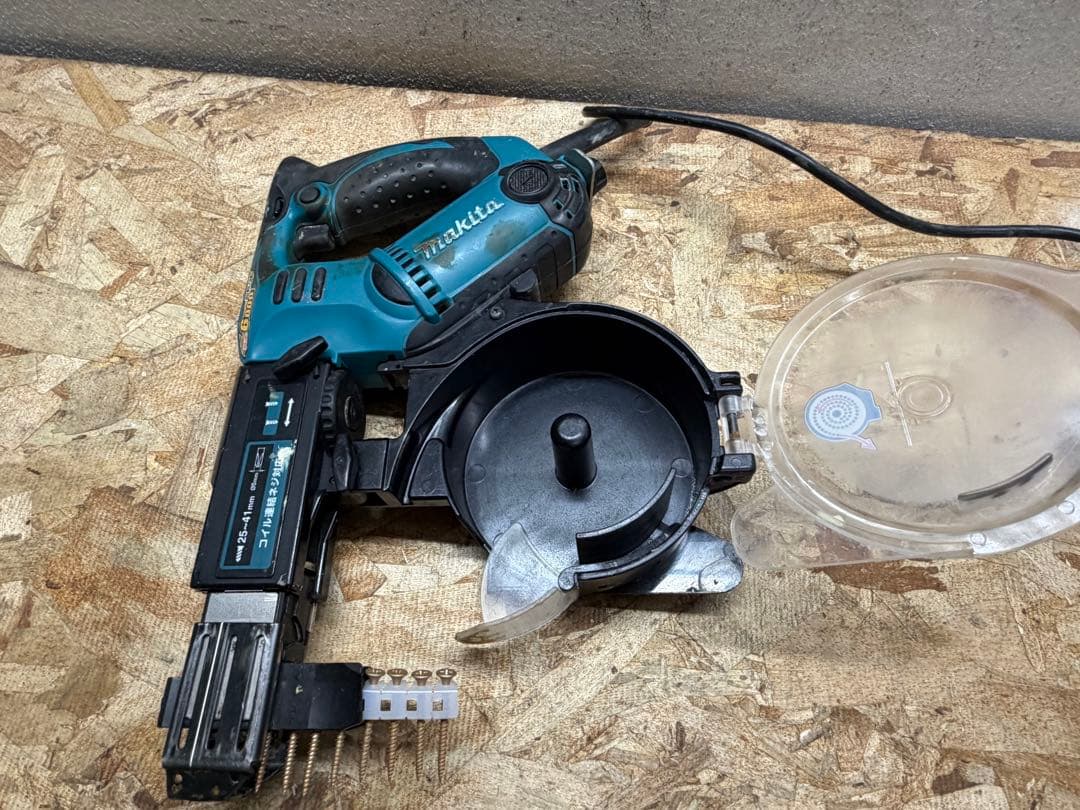 オートパックスクリュードライバ 6841R