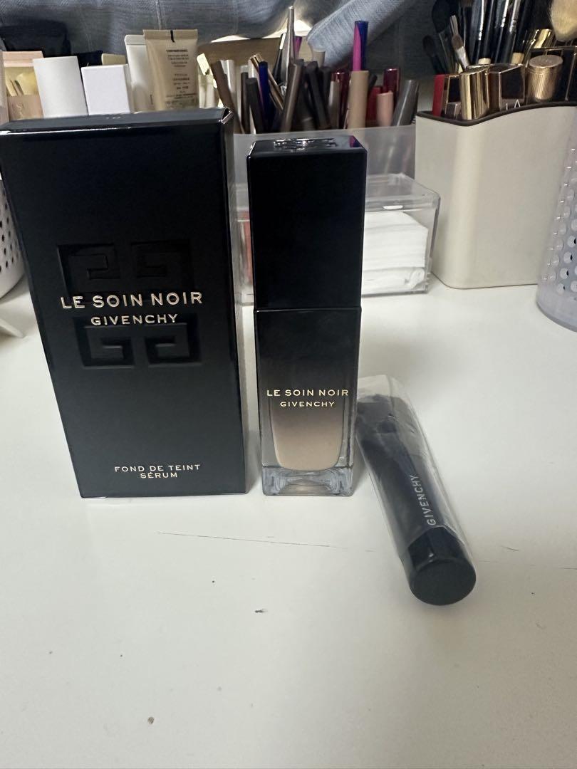 GIVENCHY ファンデーション　10