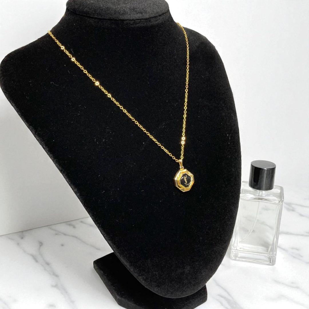 YSL サンローラン 八角形 ロゴ ネックレス ブラック ゴールド 153