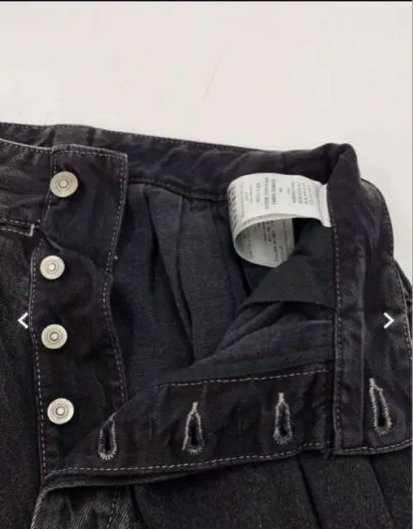 ブラック ワイドレッグデニムパンツ