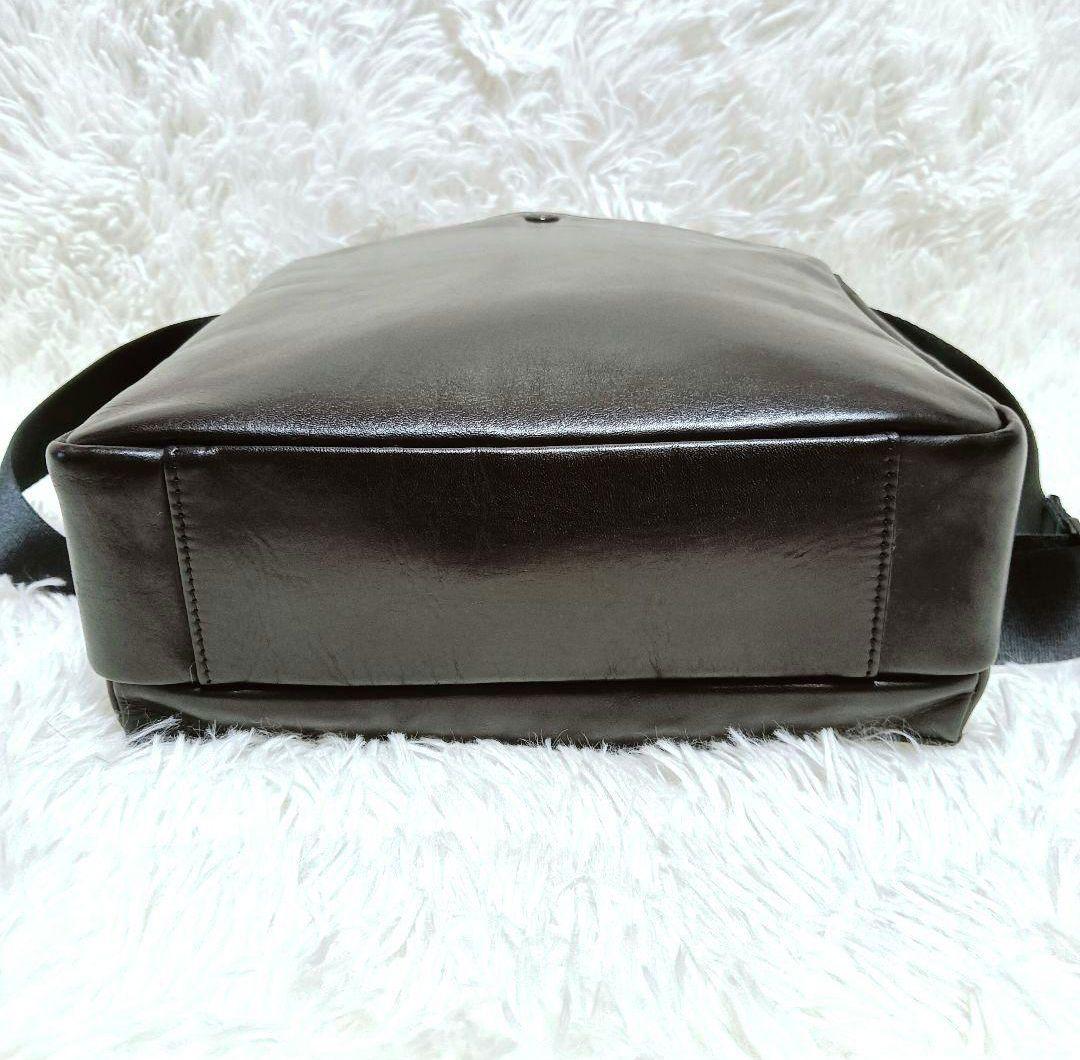 【美品】ポーター アメイズ ショルダーバッグ ブラック 黒 レザー 【美品】ポーター アメイズ ショルダーバッグ ブラック 黒 レザー