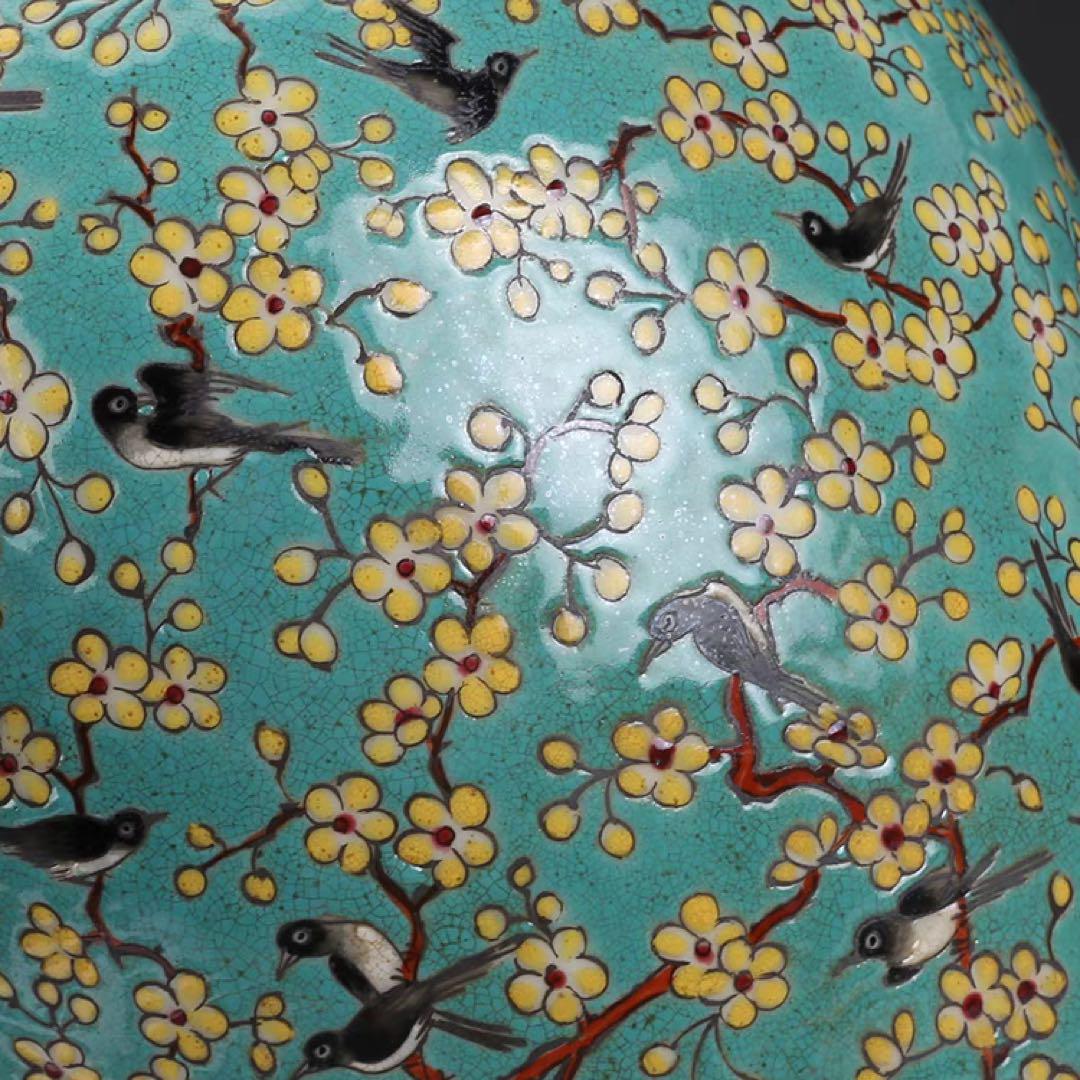中国花瓶 大清乾隆 緑地粉彩 喜上眉梢 梅瓶 磁器 アンティーク コレクション品