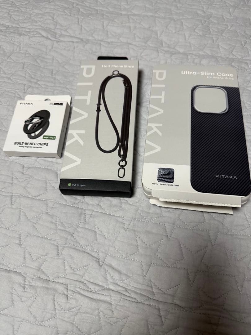 PITAKA iPhone16PRO 極薄ケース　ストラップ　スマホリング