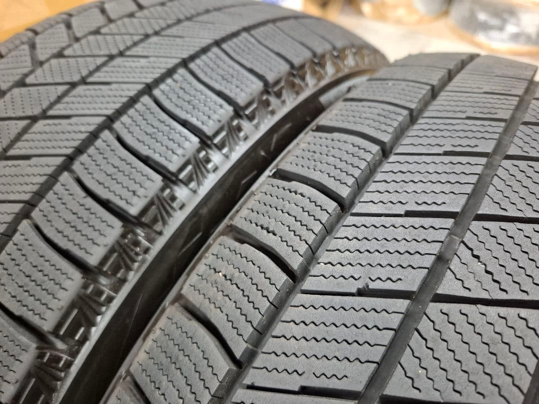 ブリヂストン ブリザックVRX3 225/40R18 タイヤ 4本 - メルカリ