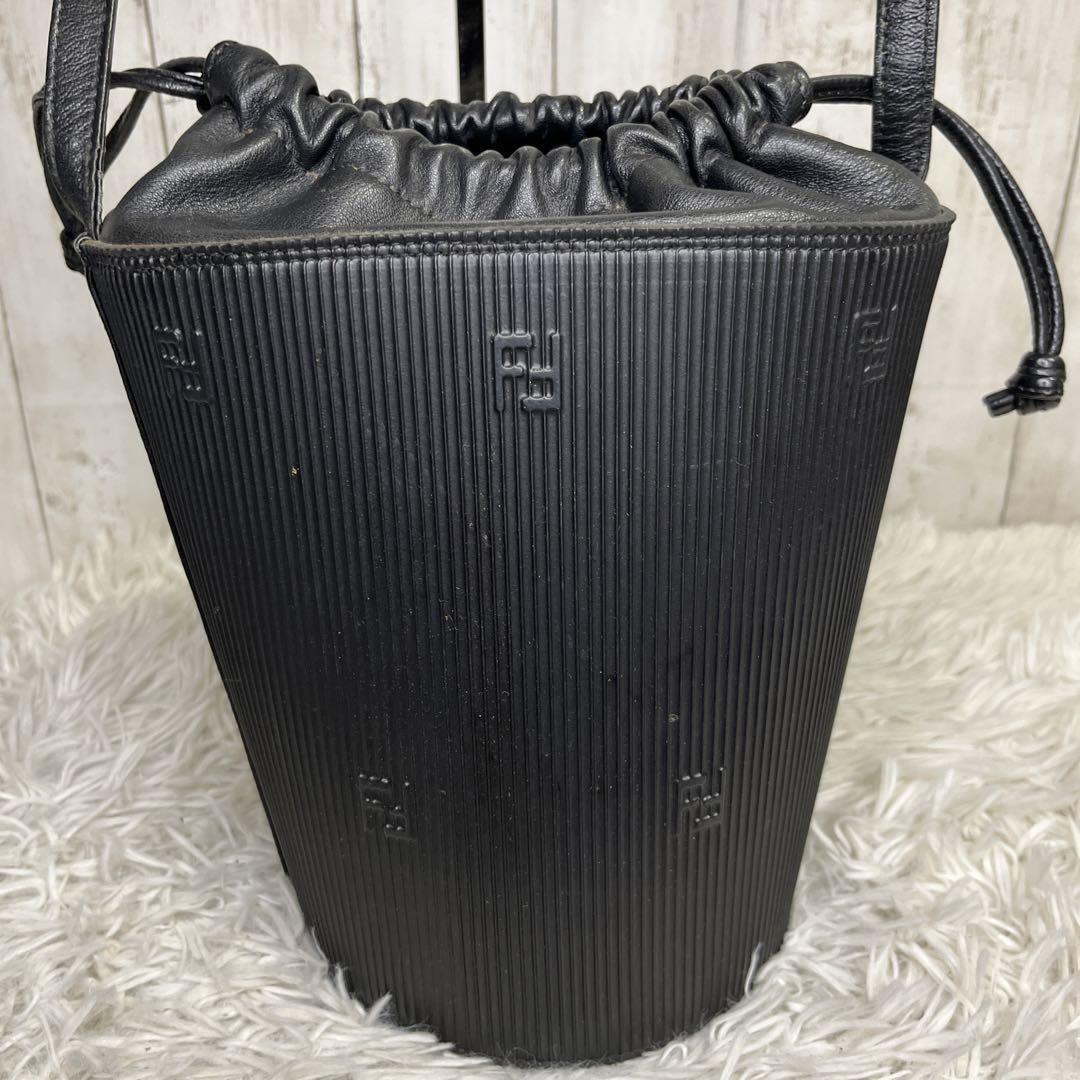 FENDI 巾着　バケツ型　ショルダーバッグ　FF ロゴ　ブラック