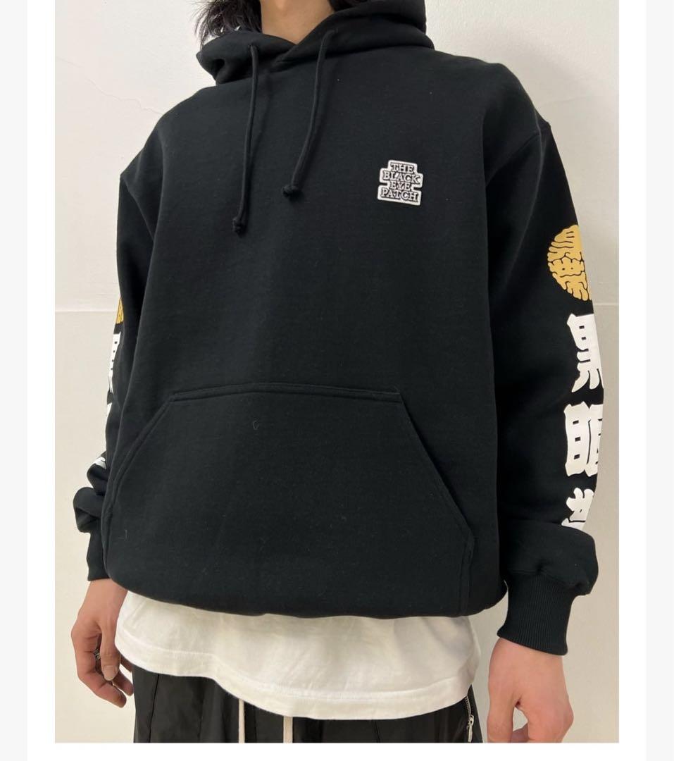 【完売必至】BlackEyePatch TITLED KAMON LOGO フーディ BLACK TITLED KAMON LOGO HOODIE BLACK – BlackEyePatch