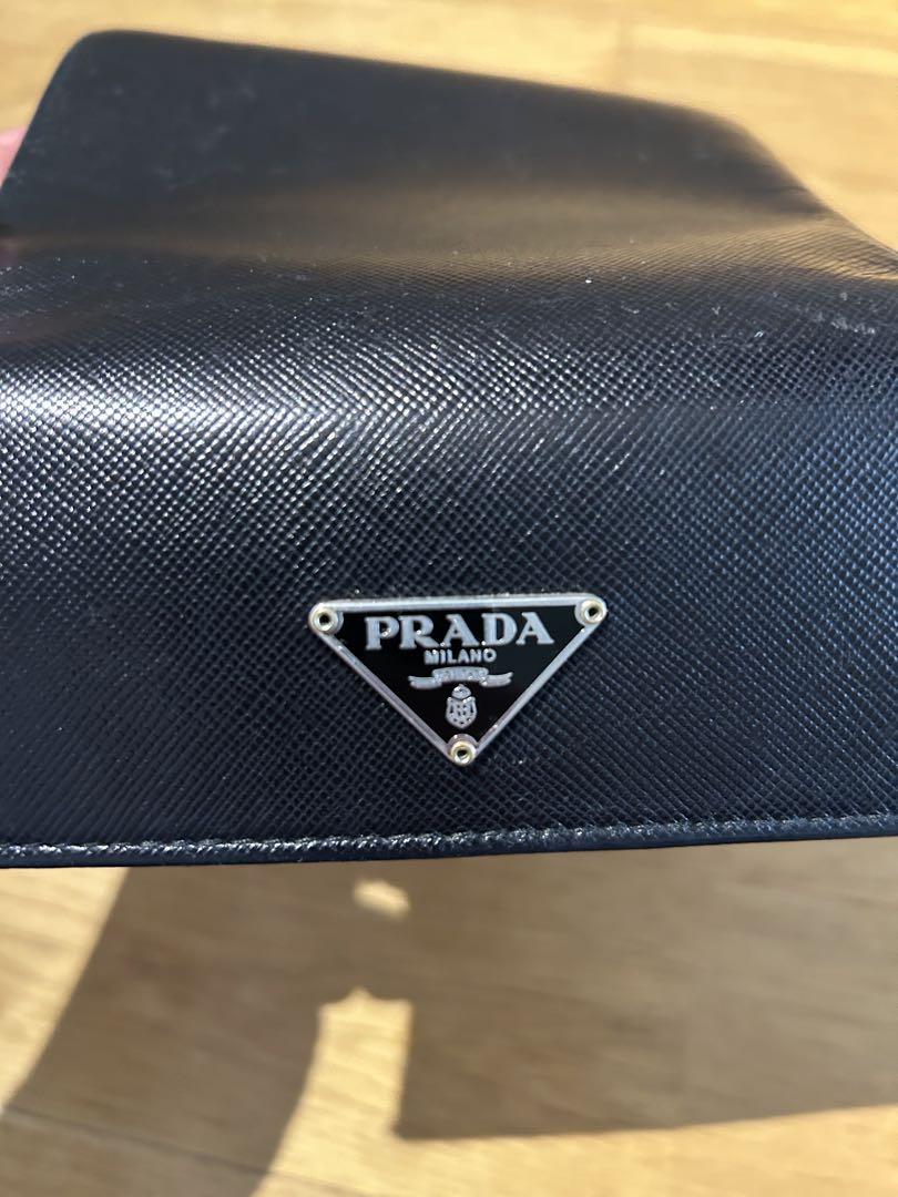 PRADA ブラック 三つ折り財布
