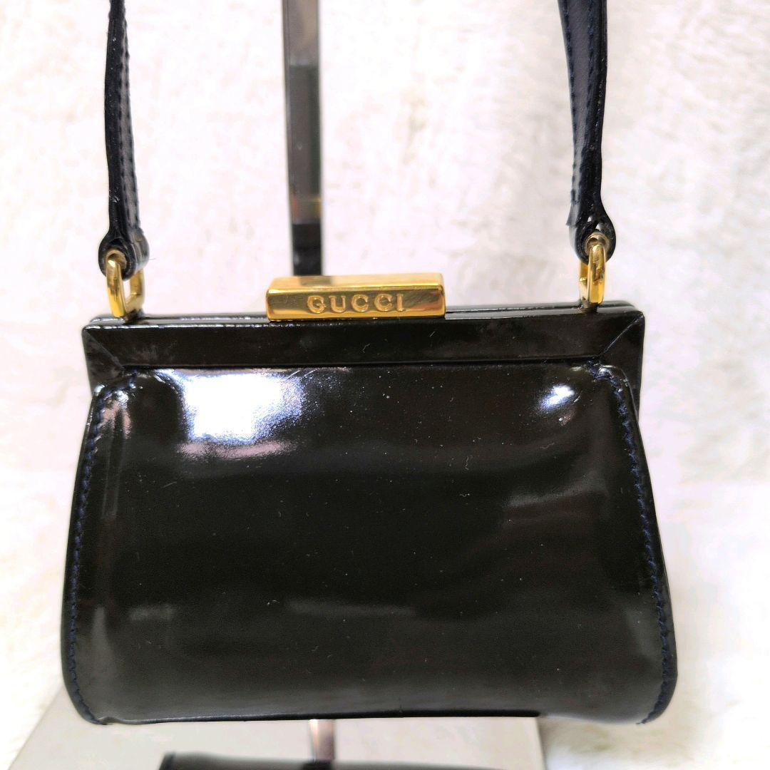 希少品 グッチ がま口ショルダー エナメル ミニショルダー 深緑　61964