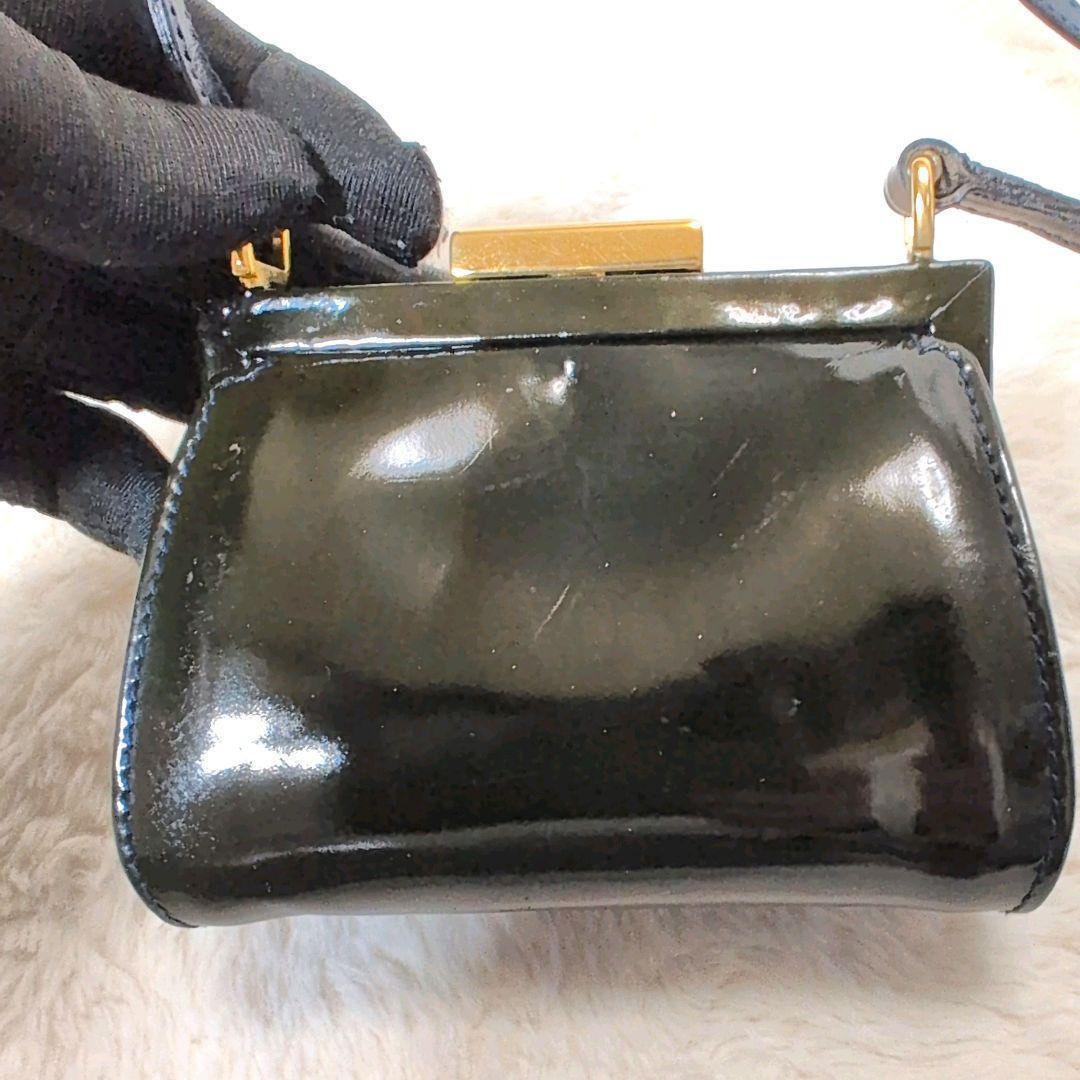 希少品 グッチ がま口ショルダー エナメル ミニショルダー 深緑　61964