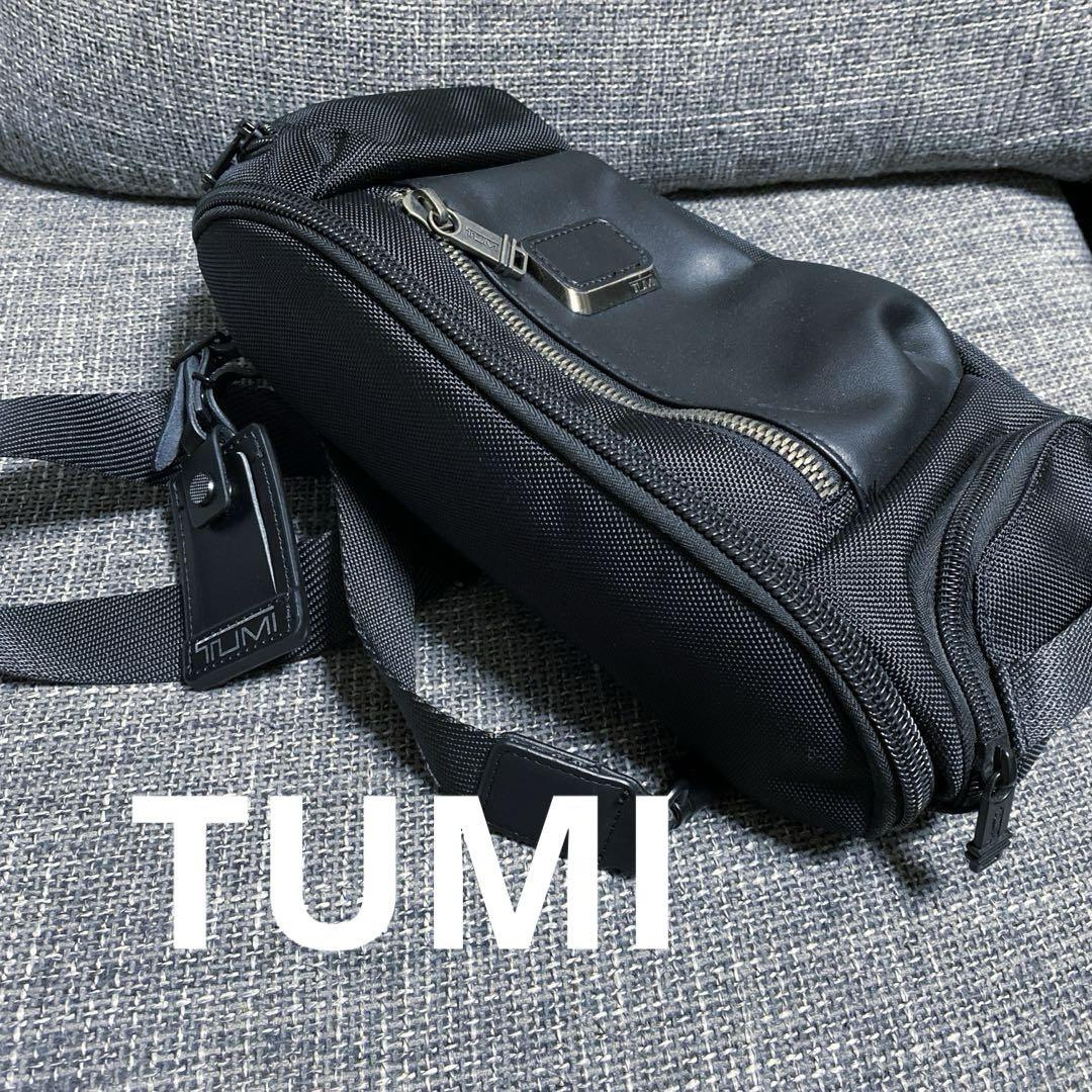 信頼も高い 極美品 TUMI 本革 黒 ボディバッグ バッグ