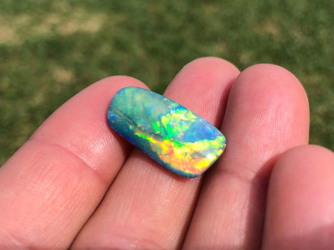 ボルダーオパール