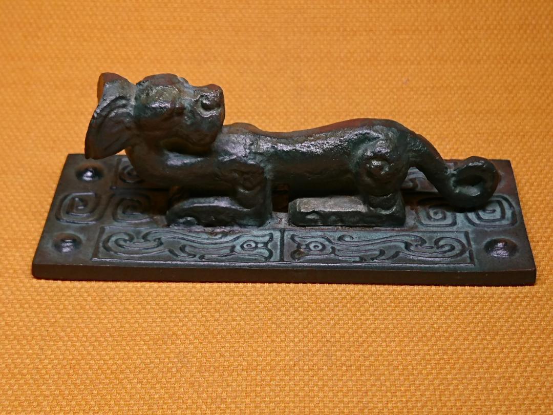 【美品】龍　ドラゴン　銅製　置物　インテリア　骨董　工芸品　美術品　T2