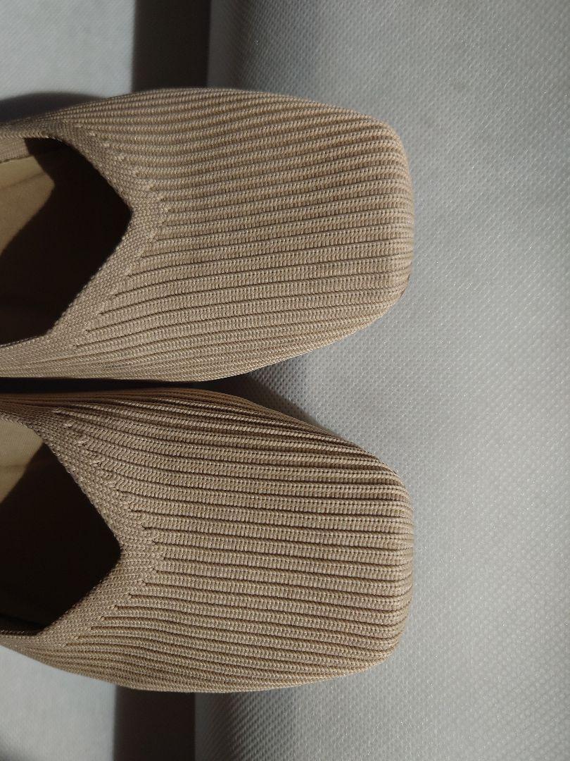 【1度のみ着用】VIVAIA 36（22.5-23cm）ベージュ