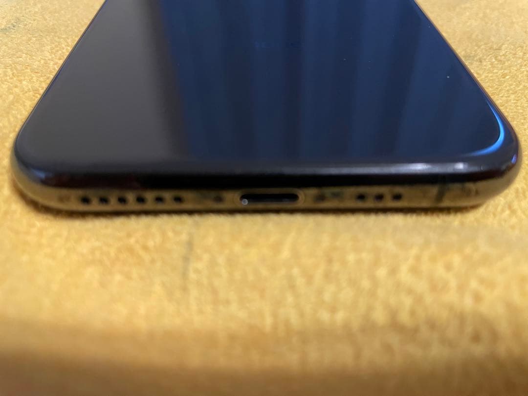 iPhone Xs スペースグレー 256GB