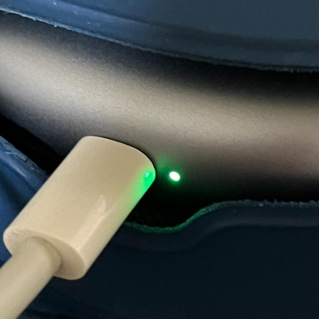 AppleアップルAirPods Maxエアポッズマックス　ワイヤレスヘッドホン