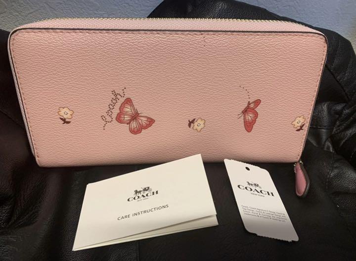 COACH コーチ バタフライ ピンク 長財布 正規品 COACH コーチ バタフライ ピンク 長財布 正規品