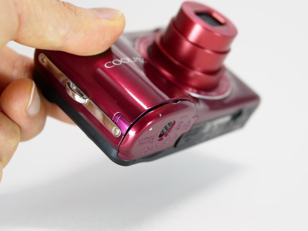 Nikon ニコン COOLPIX L32 レッド デジタルカメラ 破損個所あり