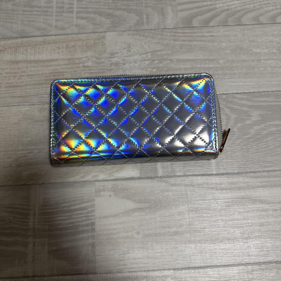 シルバー キルティング 長財布 - メルカリ