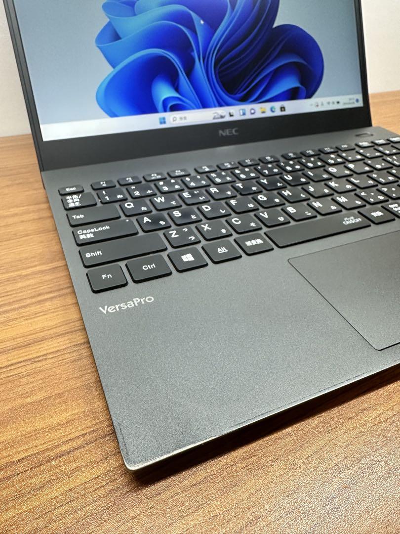 Windowsノート本体 1. NEC Versapro i7-10510 16Gb 512Gb