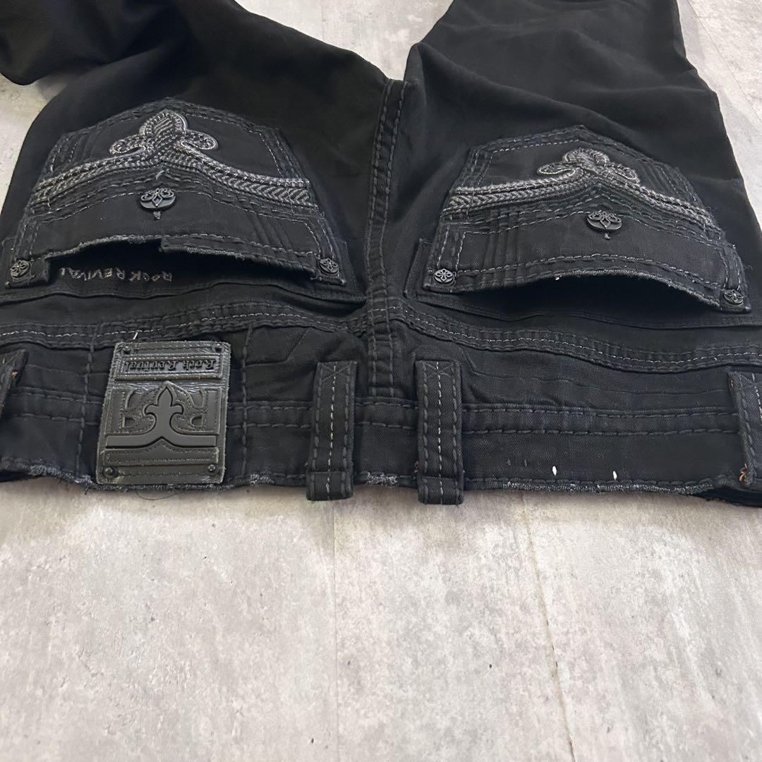 B235【W34】【真っ黒】ロックリバイバル 刺繍デニムパンツ 太