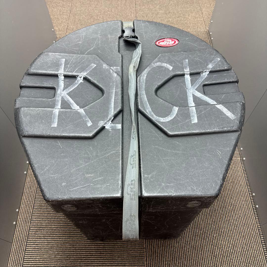 skb バスドラ ハードケース 22x18 ジャンク扱い全体的に状態が悪い