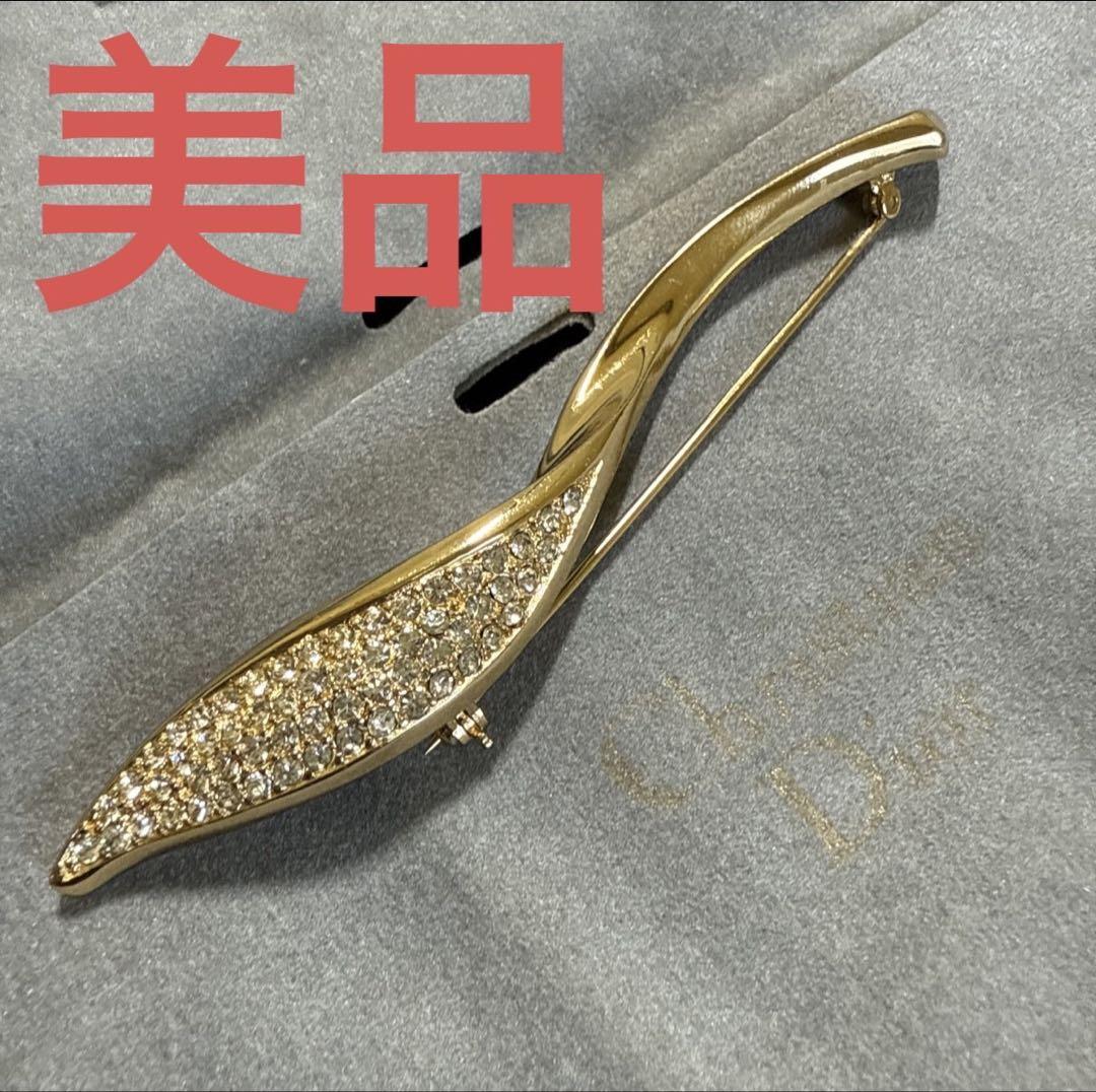 希少　Christian Dior ブローチ　ゴールドカラー　ラインストーン 希少美品 Dior ヴィンテージ フラワーブローチ ゴールドライン