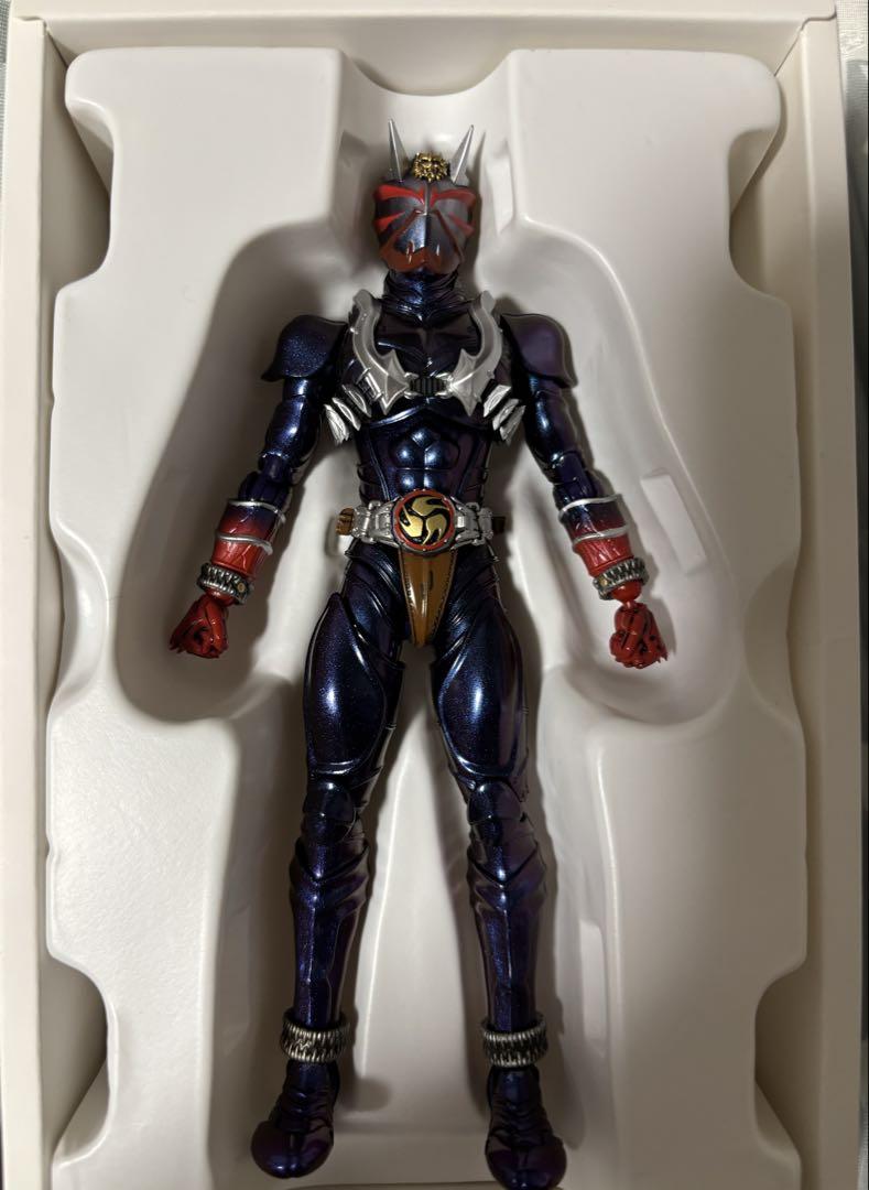 S.H.Figuarts真骨彫製法仮面ライダー響鬼  10周年ver