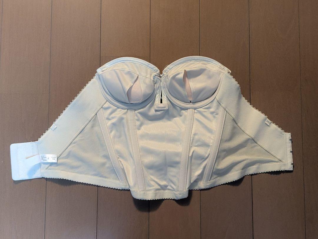 MIRROR MIRROR バックレスビスチェ C70