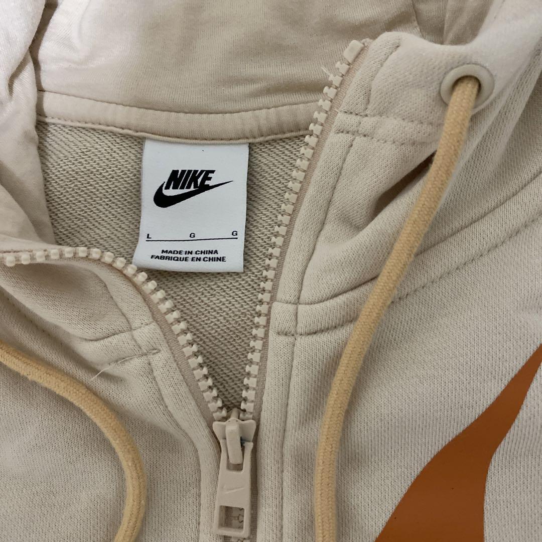 NIKE - ナイキSWOOSH スウッシュ ロゴ刺繍パーカー Mサイズの