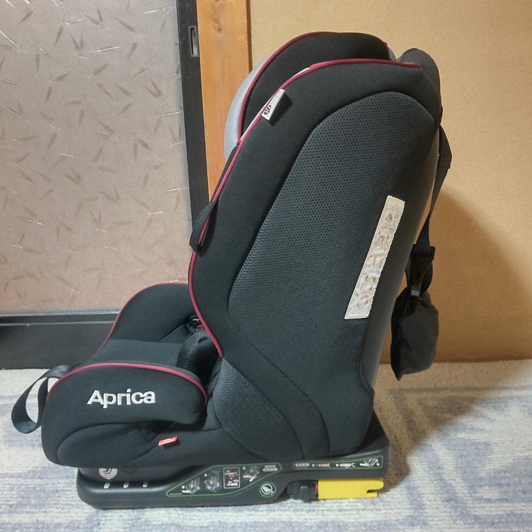 美品 Aprica フォームフィット ISOFIX 1～11歳
